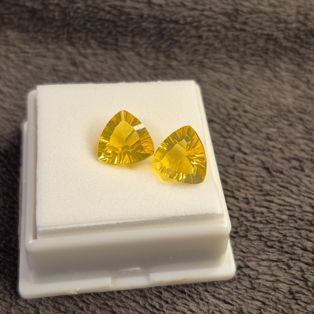 Brazilian Fire Opal 3.4tcw 10mm triangle trilliant cut